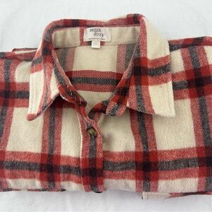 Dizzy Lizzy Red Black Plaid Flannel 2 Front Pockets Shirt